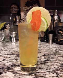 COCKTAIL CHILI MANGO RUM PUNCH
